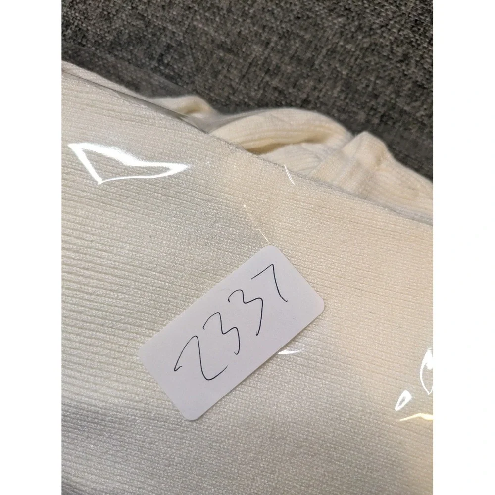 Abercrombie & Fitch Ivory White Zip Long Sleeve Hook Eye Bodysuit Medium Shirt
